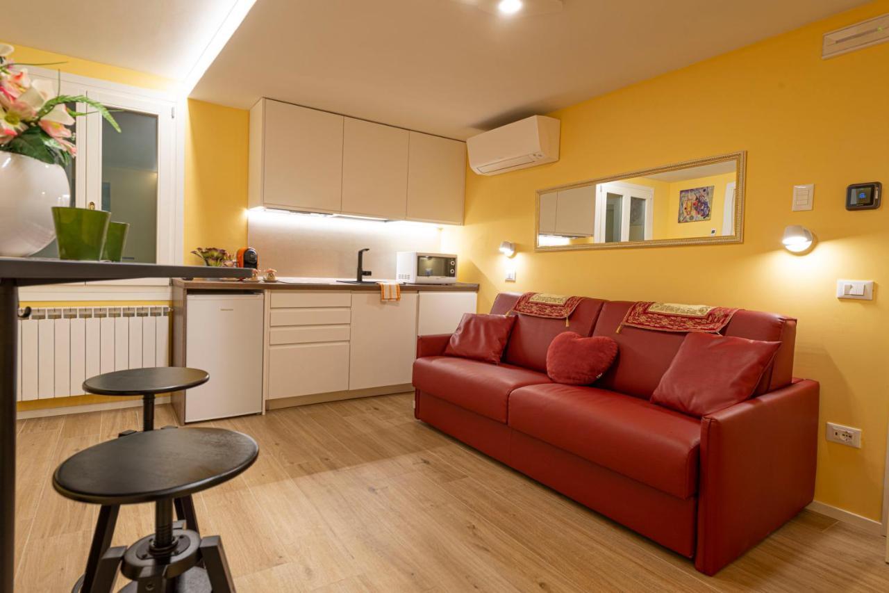 Nina Sweet Home In Венеция Экстерьер фото