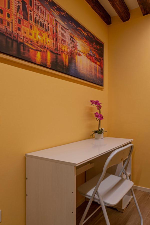 Nina Sweet Home In Венеция Экстерьер фото